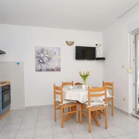 Sandy Apartment